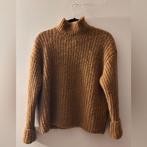 Never Worn - Calvin Klein Warm Brown Turtleneck Sweater